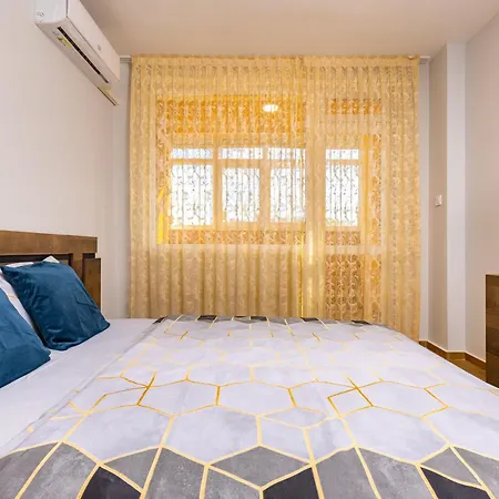 Bright And Cozy Next To A Park By Flat Mаnager Daire Filibe