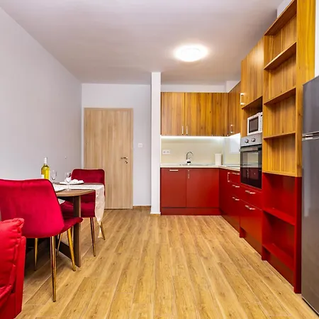 Bright And Cozy Next To A Park By Flat Mаnager Διαμέρισμα Φιλιππούπολη